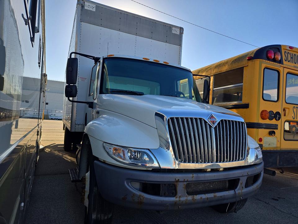 71711566 :رقم المزاد ، 3HAMMAAL0EL026849 vin ، 2014 International 4000 مزاد بيع