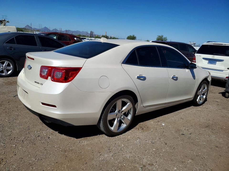 2014 Chevrolet Malibu მანქანა იყიდება აუქციონზე, vin: 1G11J5SX8EF244923, აუქციონის ნომერი: 71736316