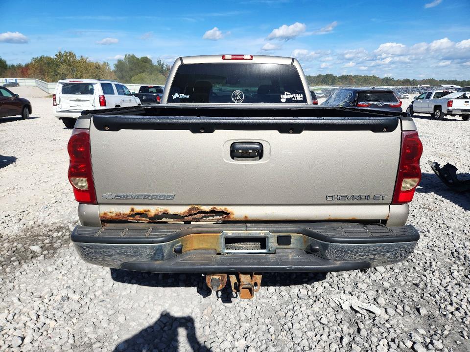 2003 Chevrolet Silverado მანქანა იყიდება აუქციონზე, vin: 1GCGK13U73F235056, აუქციონის ნომერი: 71822726