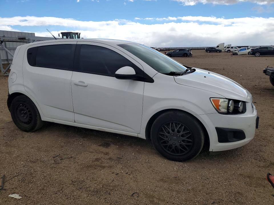 72128696 :رقم المزاد ، 1G1JA6SGXE4118094 vin ، 2014 Chevrolet Sonic مزاد بيع