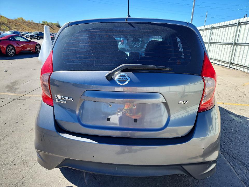 72293756 :رقم المزاد ، 3N1CE2CP6JL356205 vin ، 2018 Nissan Versa Note مزاد بيع