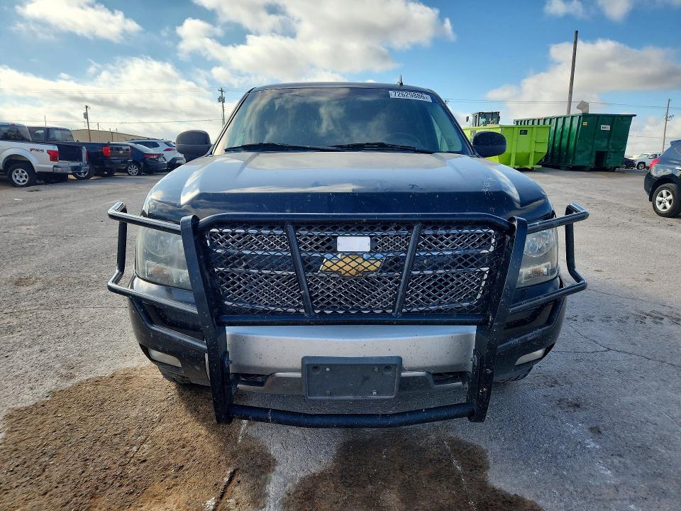 72629886 :رقم المزاد ، 1GNSKBE05CR218658 vin ، 2012 Chevrolet Tahoe مزاد بيع