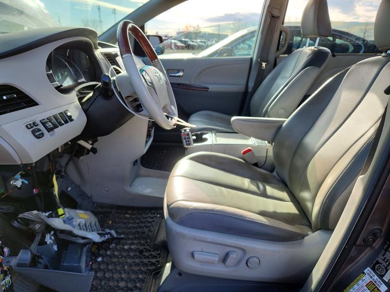Продаж на аукціоні авто 2014 Toyota Sienna Xle, vin: 5TDDK3DCXES083569, номер лоту: 72372866