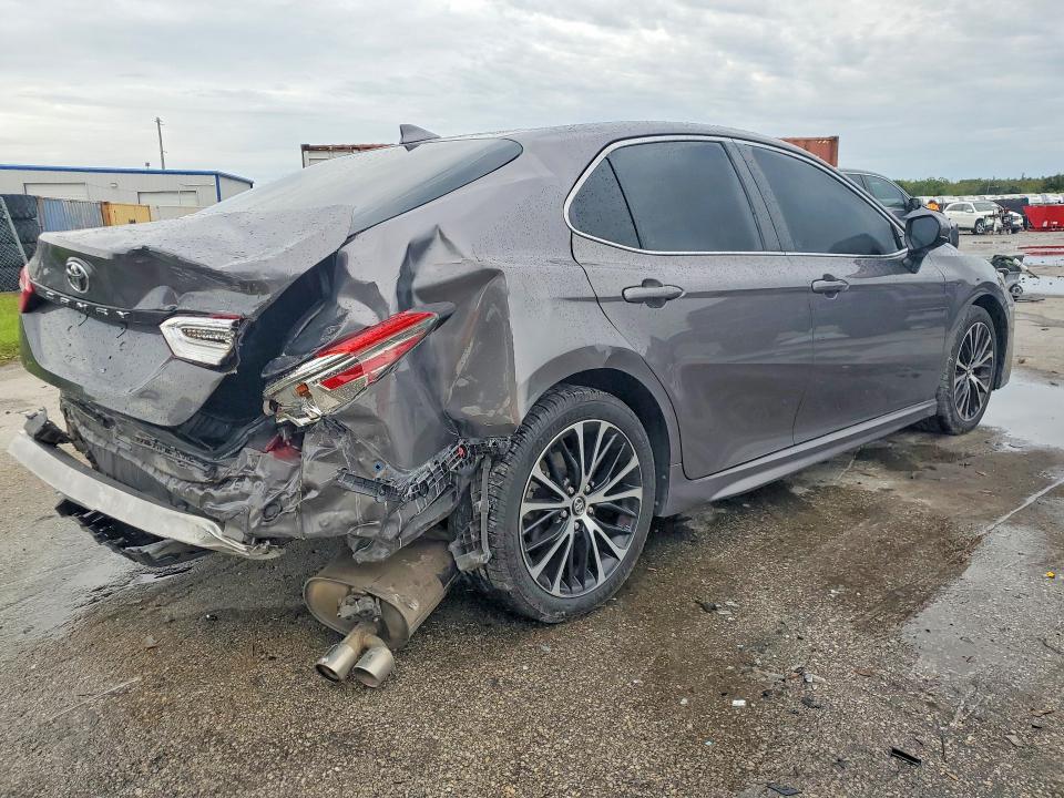2019 Toyota Camry მანქანა იყიდება აუქციონზე, vin: 4T1B11HK7KU806975, აუქციონის ნომერი: 71577876