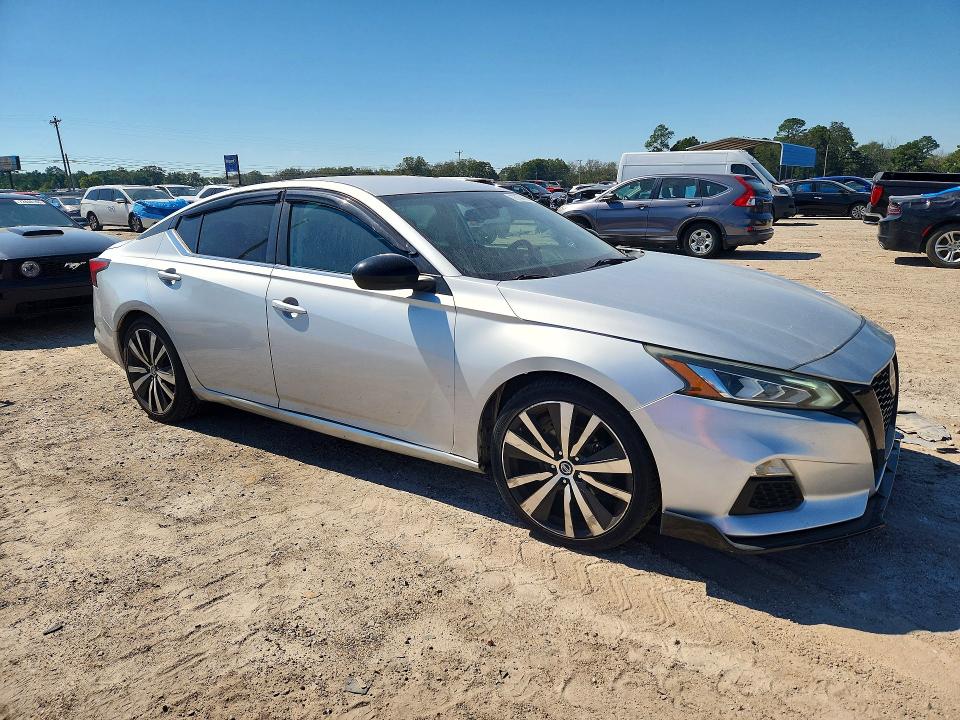 72154436 :رقم المزاد ، 1N4BL4CVXKC151627 vin ، 2019 Nissan Altima مزاد بيع