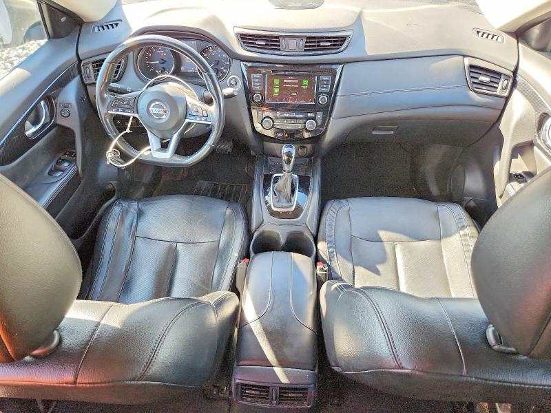 2018 Nissan Rogue მანქანა იყიდება აუქციონზე, vin: 5N1AT2MV5JC768985, აუქციონის ნომერი: 71752636