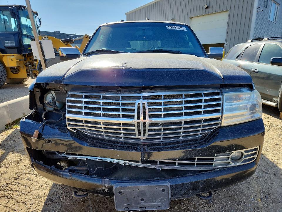 69452816 :رقم المزاد ، 5LMFU28548LJ13897 vin ، 2008 Lincoln Navigator مزاد بيع
