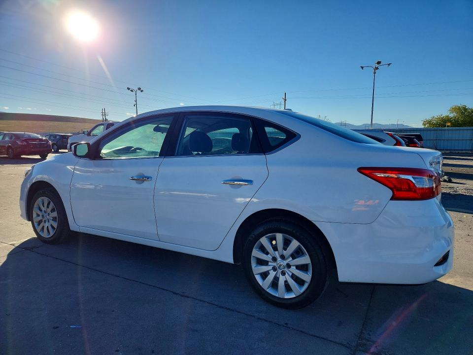 2017 Nissan Sentra მანქანა იყიდება აუქციონზე, vin: 3N1AB7AP3HY354781, აუქციონის ნომერი: 71591716