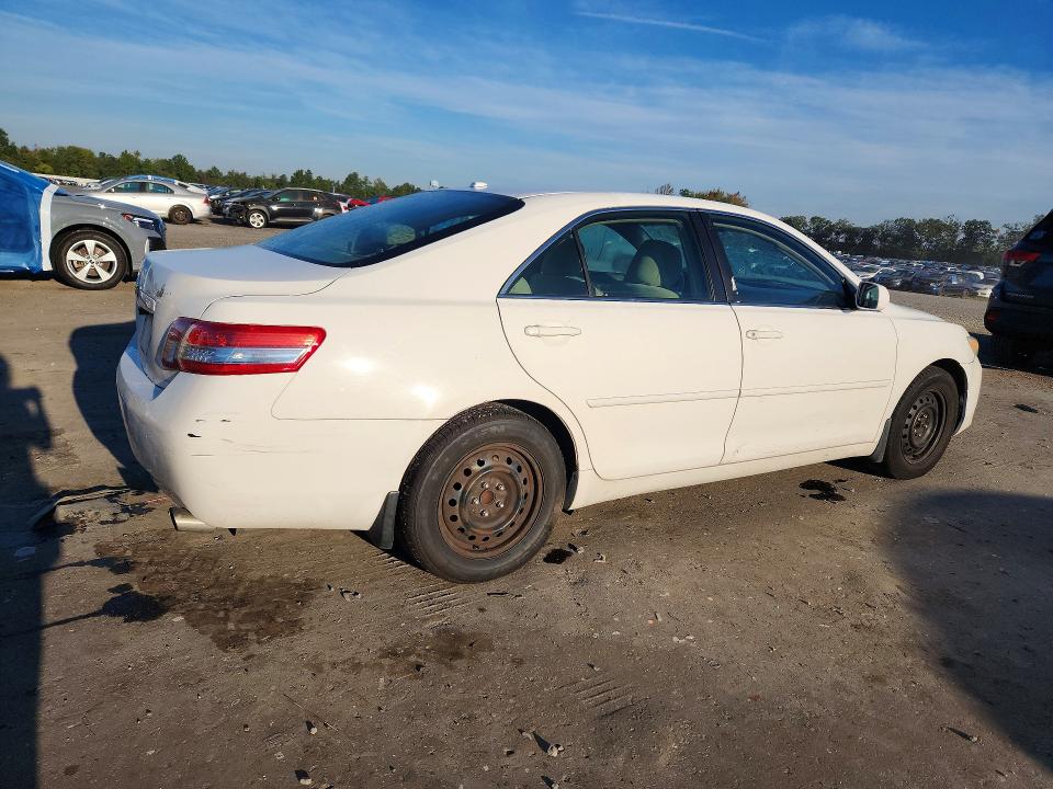 2010 Toyota Camry მანქანა იყიდება აუქციონზე, vin: 4T1BF3EK3AU523022, აუქციონის ნომერი: 71437236