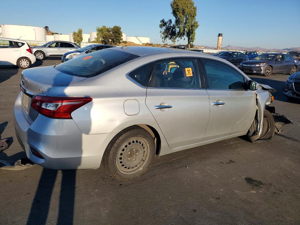 2017 Nissan Sentra მანქანა იყიდება აუქციონზე, vin: 3N1AB7AP0HY348548, აუქციონის ნომერი: 71470486