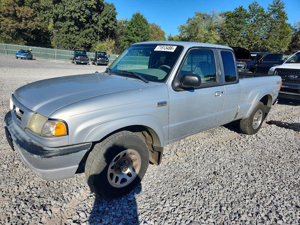 71913486 :رقم المزاد ، 4F4YR46E12TM22175 vin ، 2002 Mazda B4000 مزاد بيع