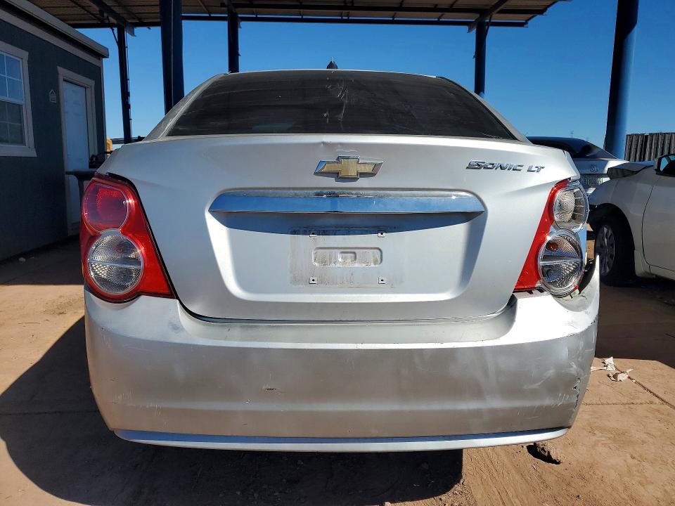 70876296 :رقم المزاد ، 1G1JC5SH7E4238853 vin ، 2014 Chevrolet Sonic مزاد بيع