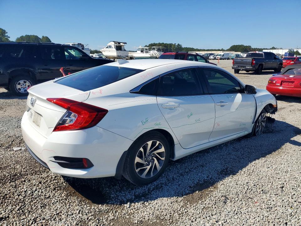 2018 Honda Civic მანქანა იყიდება აუქციონზე, vin: 19XFC2F78JE038845, აუქციონის ნომერი: 71401446