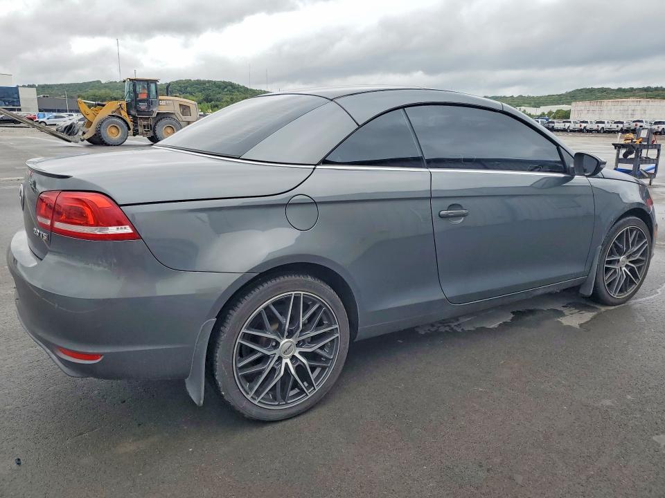 2015 Volkswagen Eos მანქანა იყიდება აუქციონზე, vin: WVWFW8AH2FV002100, აუქციონის ნომერი: 71286266