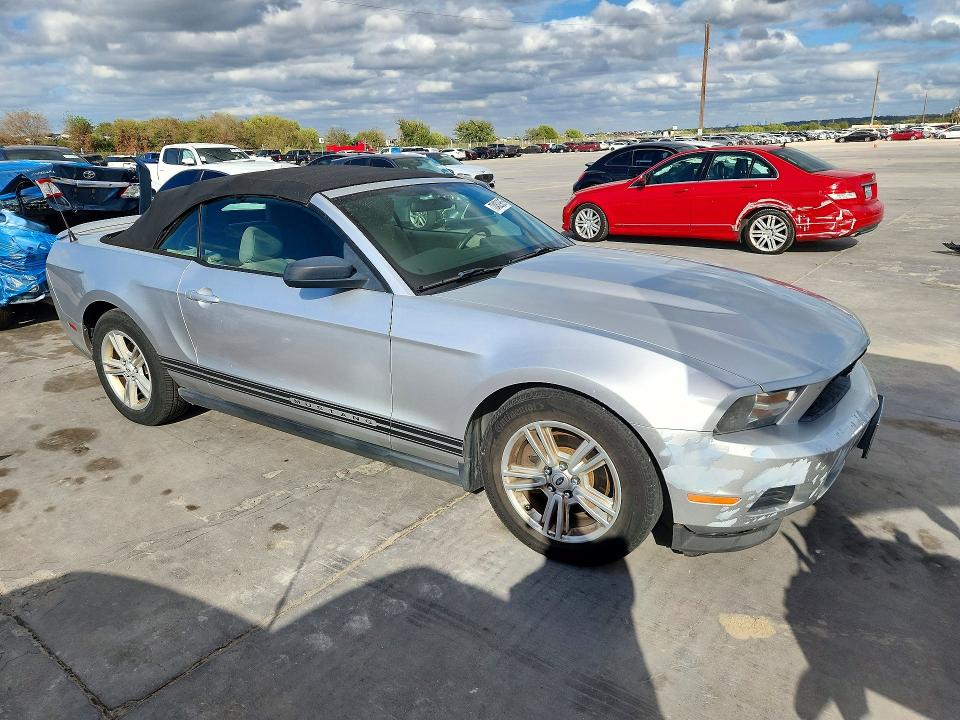 Продажа на аукционе авто 2011 Ford Mustang, vin: 1ZVBP8EM8B5161598, номер лота: 72452986