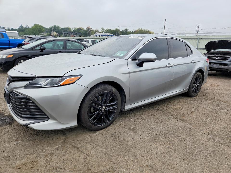 Продаж на аукціоні авто 2018 Toyota Camry, vin: JTNB11HK9J3016890, номер лоту: 71290616