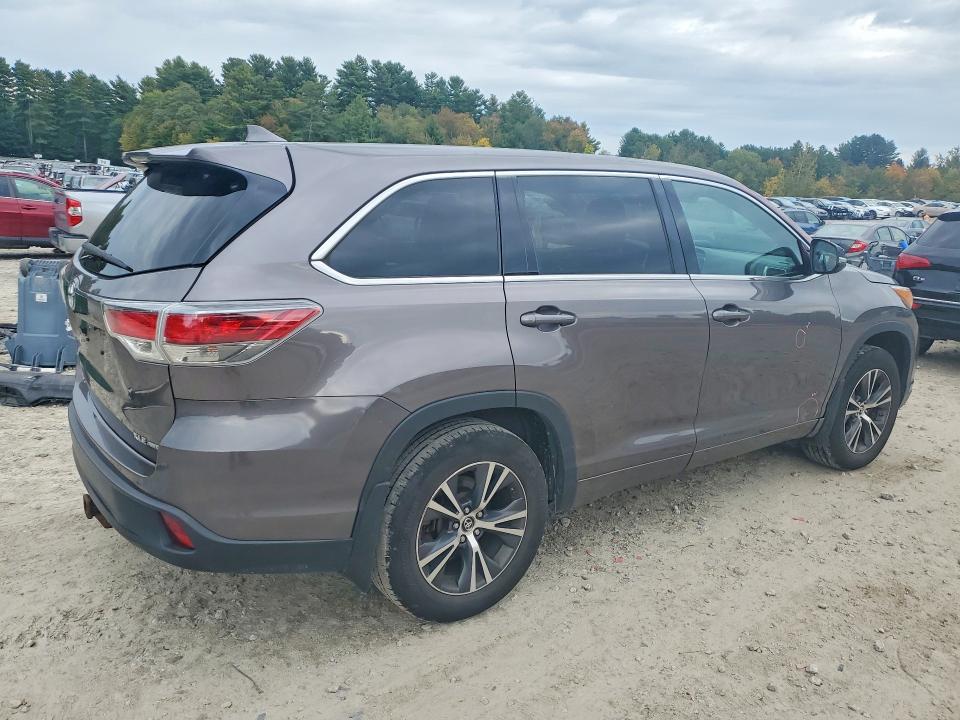 Auction sale of the 2016 Toyota Highlander, vin: 5TDJKRFH7GS291572, lot number: 71105526