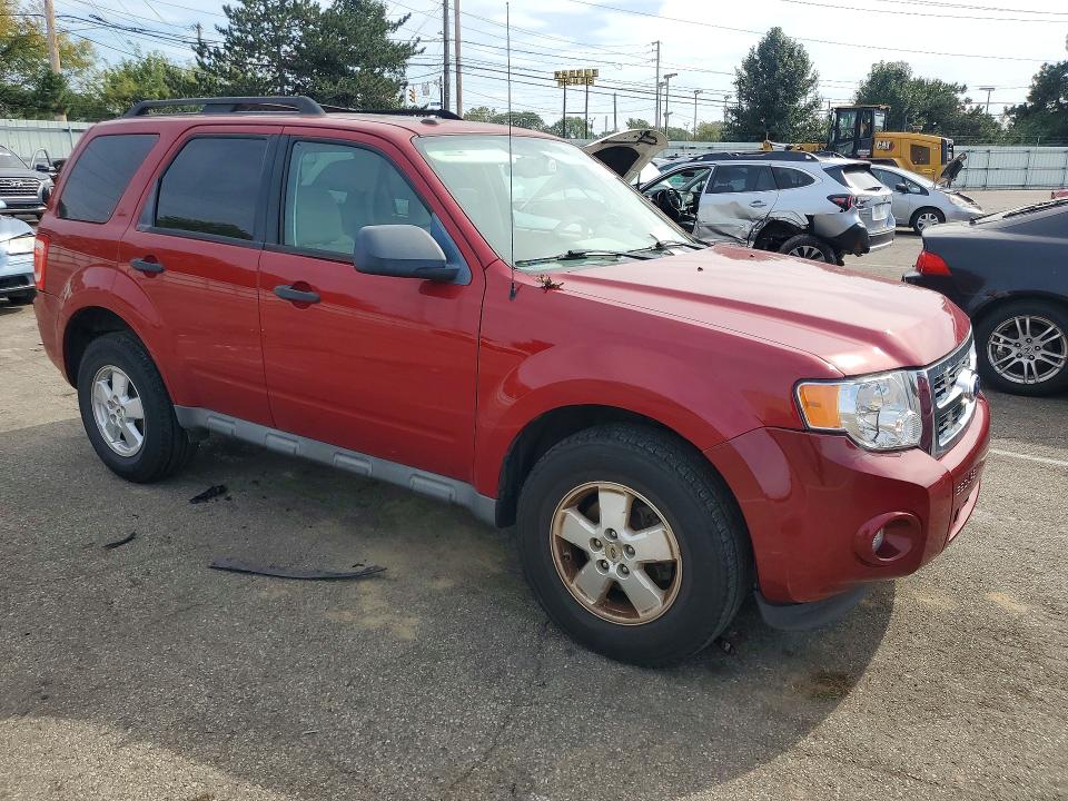 Продажа на аукционе авто 2010 Ford Escape, vin: 1FMCU9D71AKC82700, номер лота: 70678676