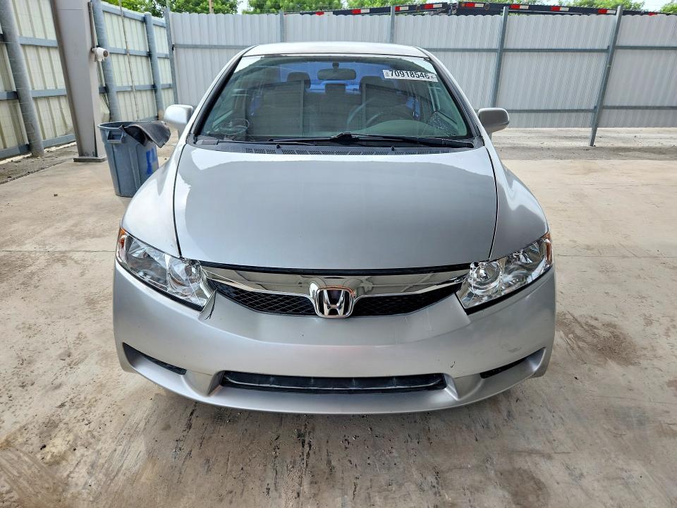 70918546 :رقم المزاد ، 19XFA1F53BE032452 vin ، 2011 Honda Civic مزاد بيع