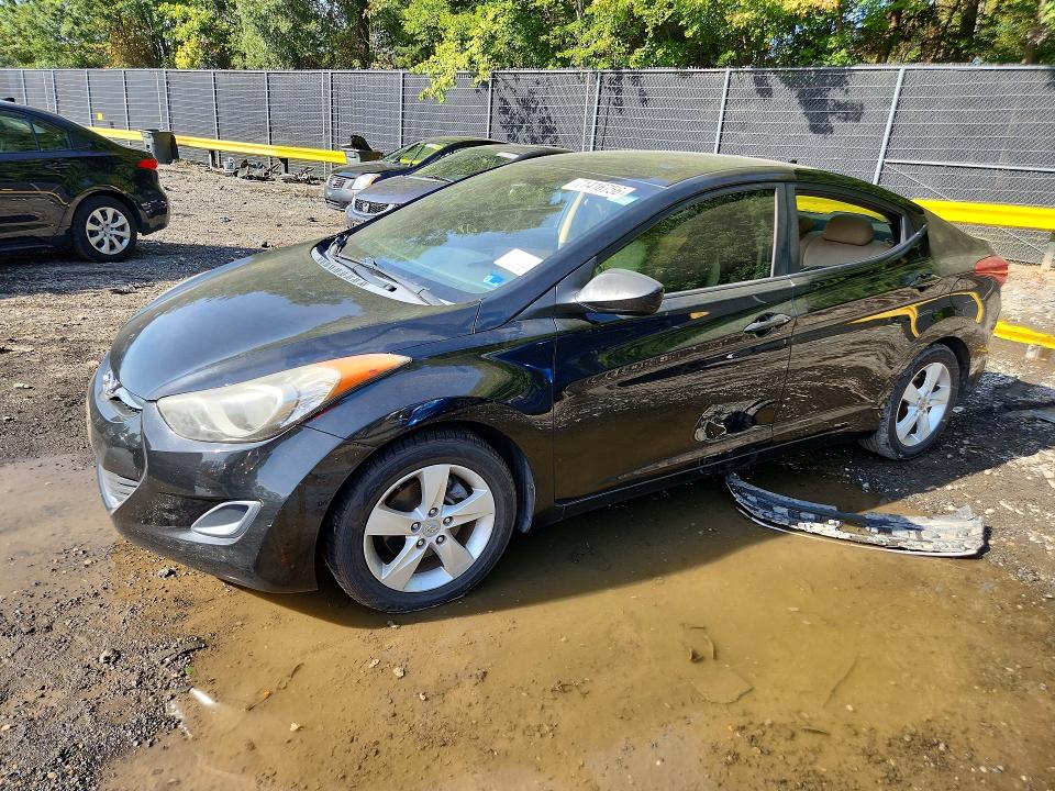 2011 Hyundai Elantra მანქანა იყიდება აუქციონზე, vin: 5NPDH4AE2BH005217, აუქციონის ნომერი: 71416756