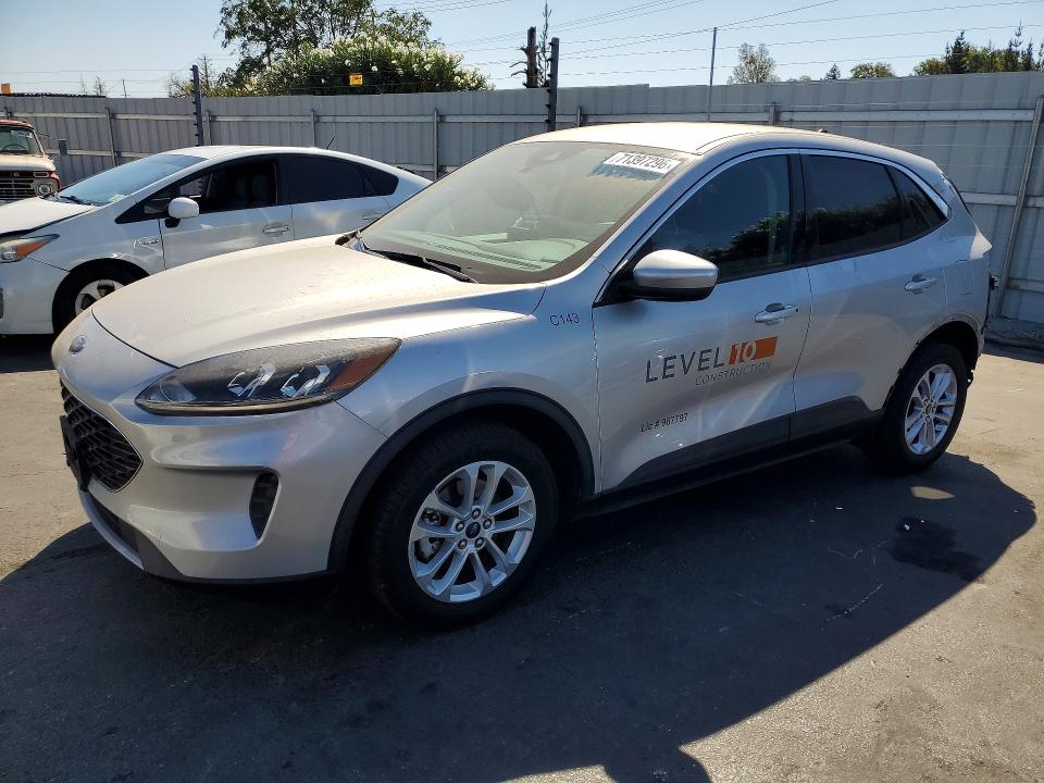 2020 Ford Escape მანქანა იყიდება აუქციონზე, vin: 1FMCU0G64LUB44123, აუქციონის ნომერი: 71397296