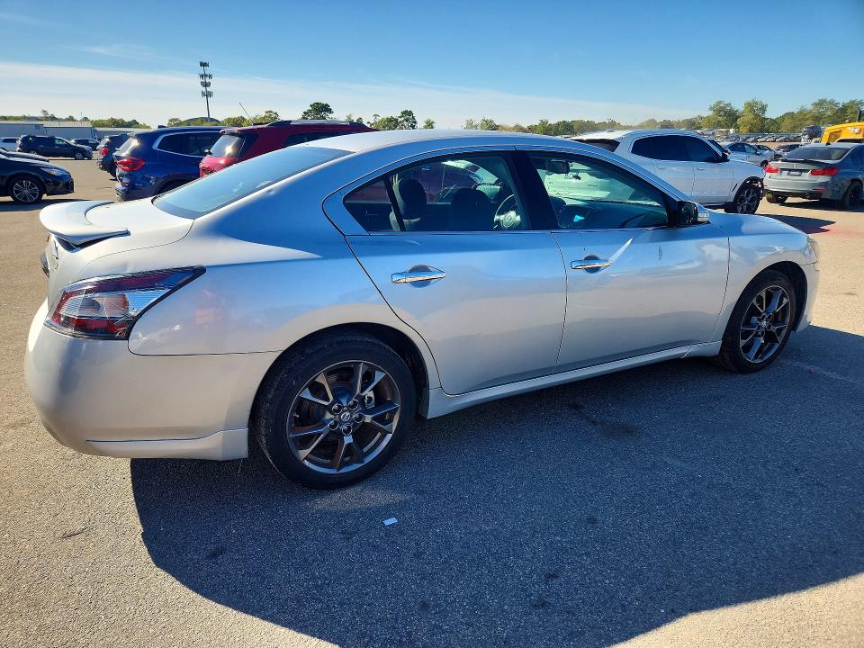 2014 Nissan Maxima მანქანა იყიდება აუქციონზე, vin: 1N4AA5AP5EC915495, აუქციონის ნომერი: 71832326