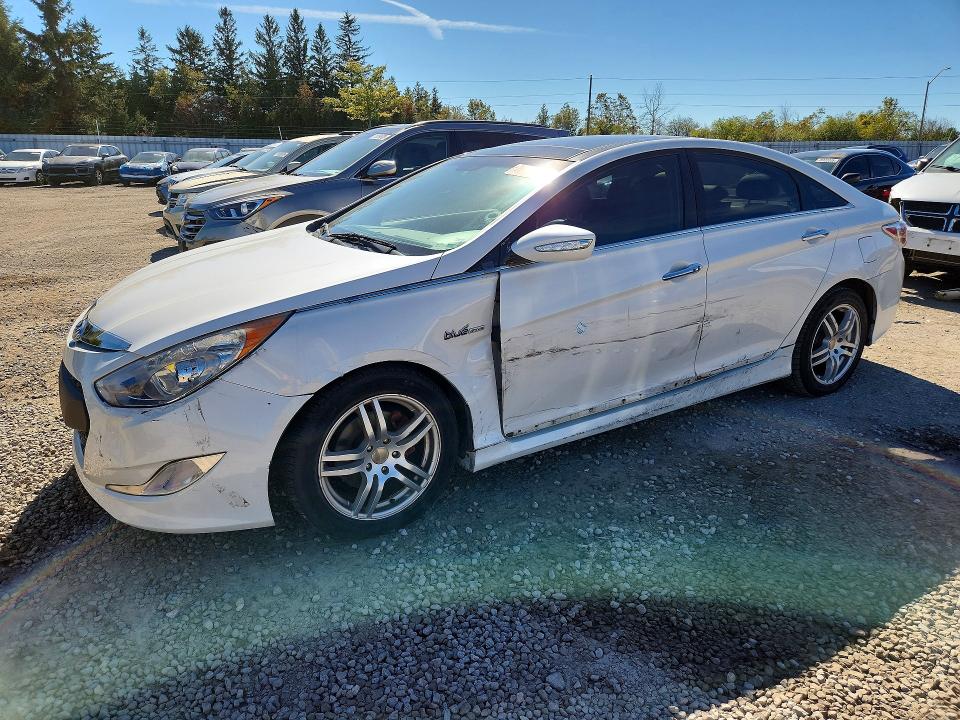 Продажа на аукционе авто 2013 Hyundai Sonata, vin: KMHEC4A43DA100739, номер лота: 70162166