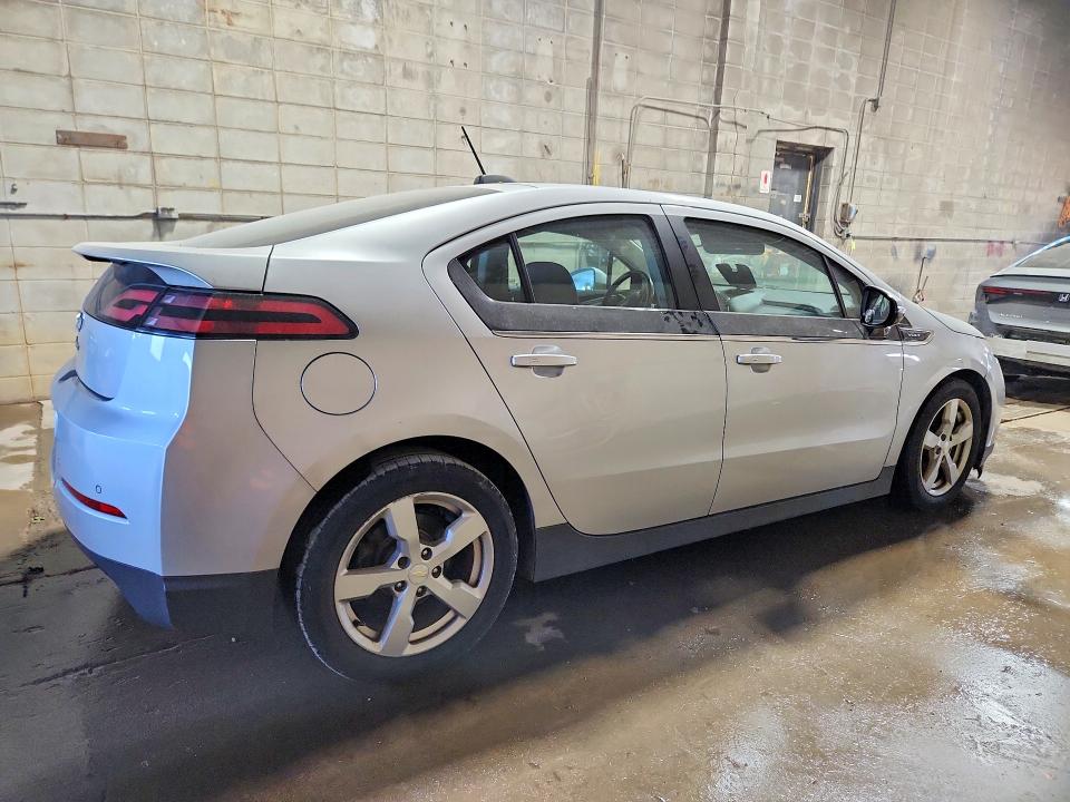 71960966 :رقم المزاد ، 1G1RB6E43FU120854 vin ، 2015 Chevrolet Volt مزاد بيع