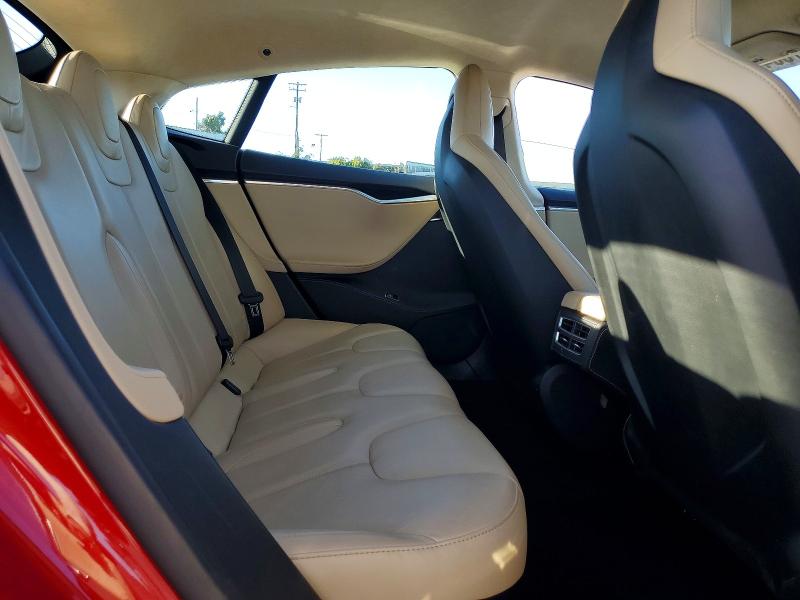 Продажа на аукционе авто 2014 Tesla Model S, vin: 5YJSA1H17EFP30571, номер лота: 70846756