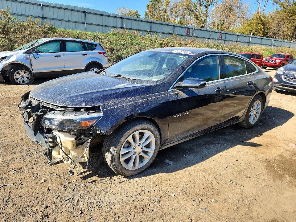 71154526 :رقم المزاد ، 1G1ZE5ST9HF126128 vin ، 2017 Chevrolet Malibu مزاد بيع