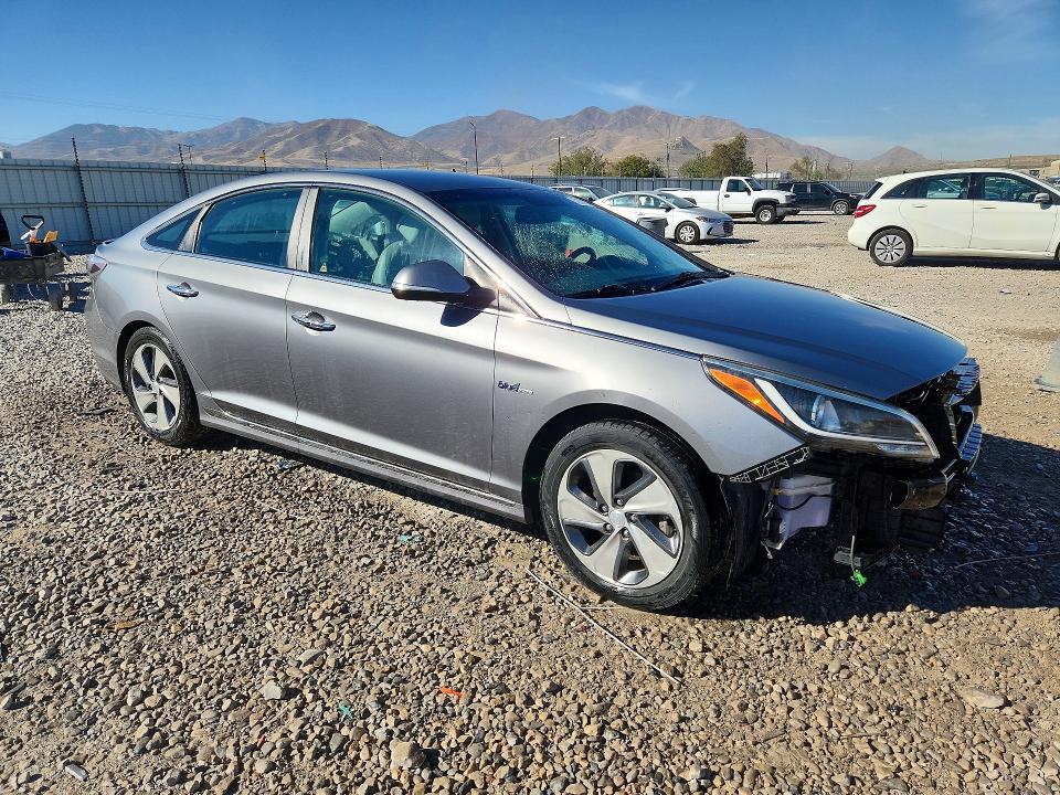Продажа на аукционе авто 2017 Hyundai Sonata Hybrid, vin: KMHE34L37HA067092, номер лота: 71199216