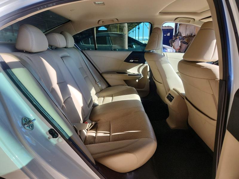 Auction sale of the 2015 Honda Accord, vin: 1HGCR2F89FA196908, lot number: 71773656