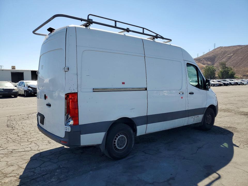 71390556 :رقم المزاد ، WD4PF0CD5KP027299 vin ، 2019 Mercedes-benz Sprinter مزاد بيع