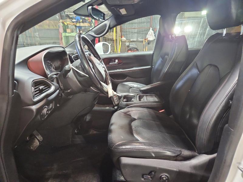 71099696 :رقم المزاد ، 2C4RC1BG0LR106733 vin ، 2020 Chrysler Pacifica مزاد بيع