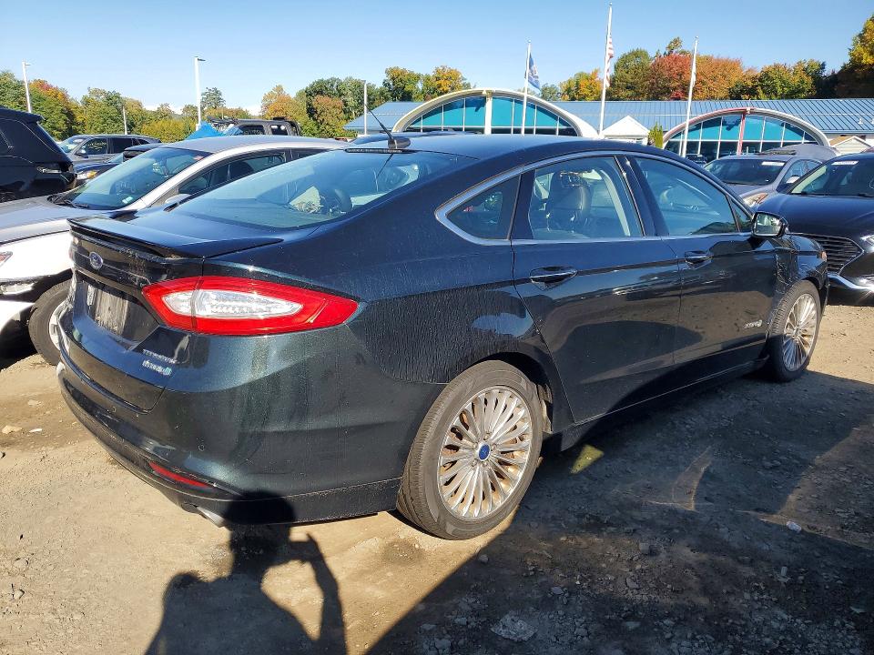 Продажа на аукционе авто 2014 Ford Fusion, vin: 3FA6P0RU3ER125132, номер лота: 71423596