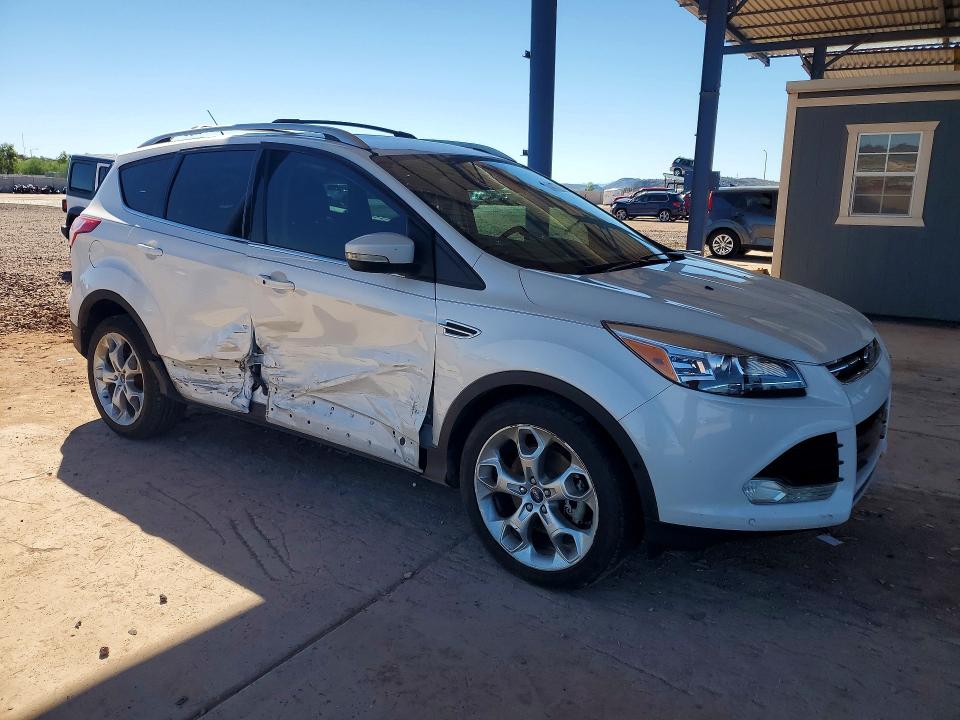 2013 Ford Escape მანქანა იყიდება აუქციონზე, vin: 1FMCU0J91DUD78112, აუქციონის ნომერი: 70990156