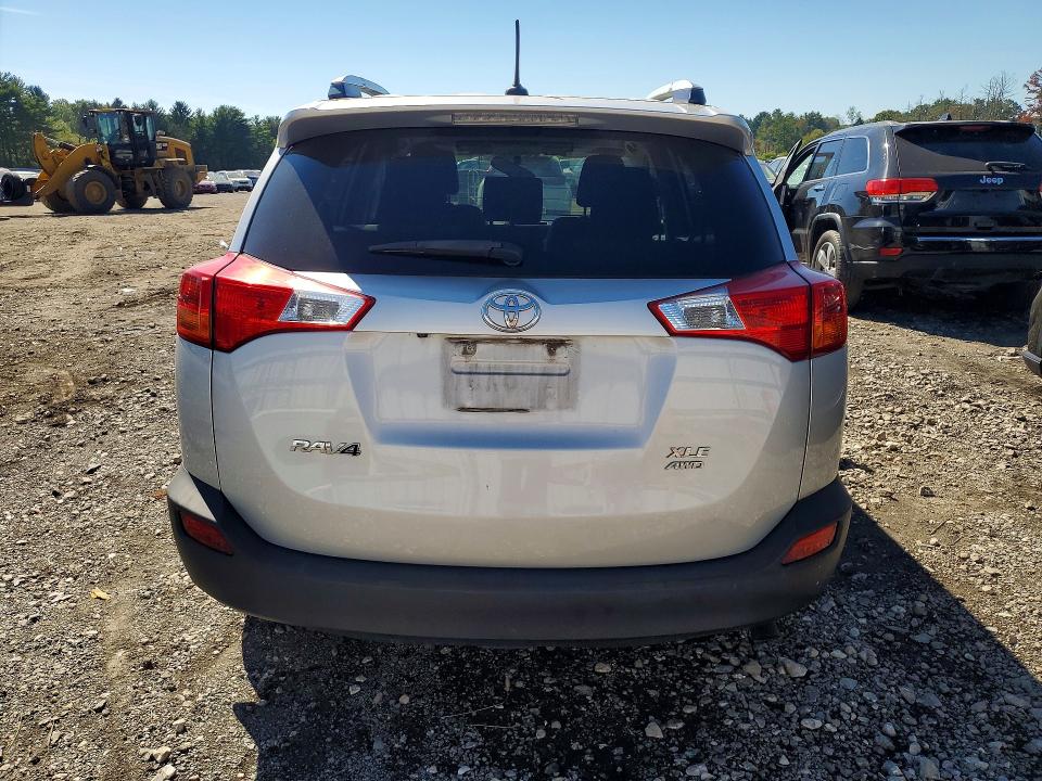71358926 :رقم المزاد ، JTMRFREV3EJ002678 vin ، 2014 Toyota Rav4 مزاد بيع