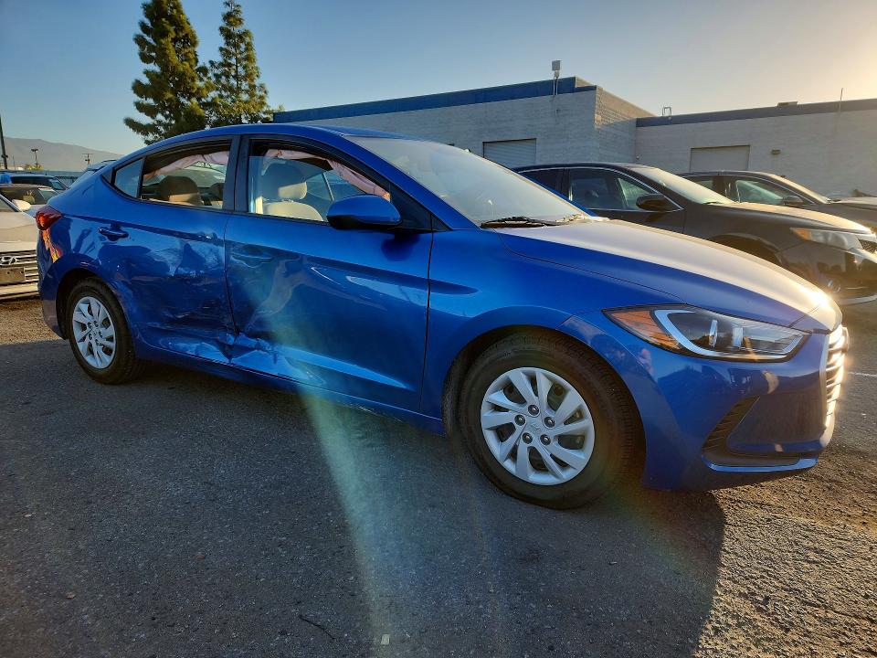 71296616 :رقم المزاد ، 5NPD74LF3JH394943 vin ، 2018 Hyundai Elantra مزاد بيع