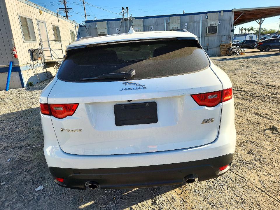 Продаж на аукціоні авто 2018 Jaguar F-pace, vin: SADCL2FXXJA273662, номер лоту: 73375576