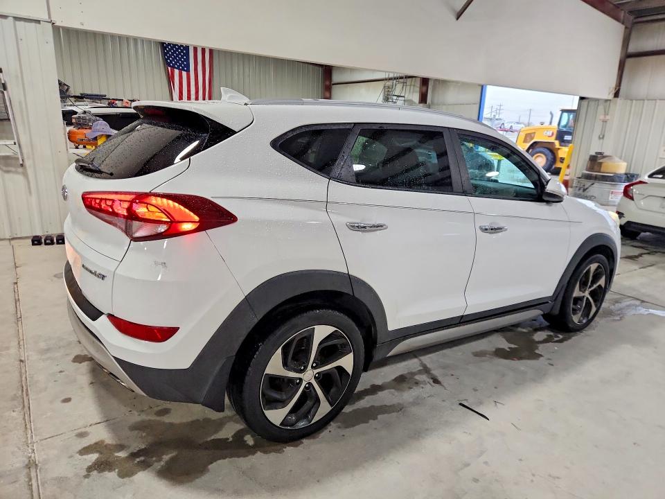 Продажа на аукционе авто 2017 Hyundai Tucson, vin: KM8J33A2XHU333030, номер лота: 71451566