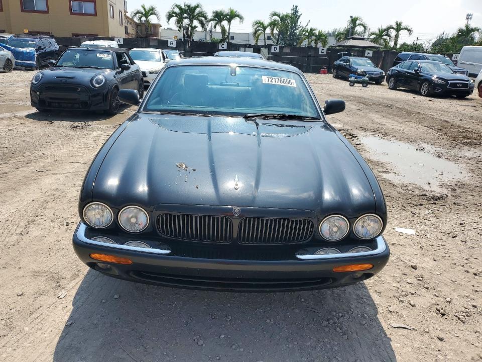 Продаж на аукціоні авто 2002 Jaguar Xj, vin: SAJDA12C52LF42857, номер лоту: 72176696