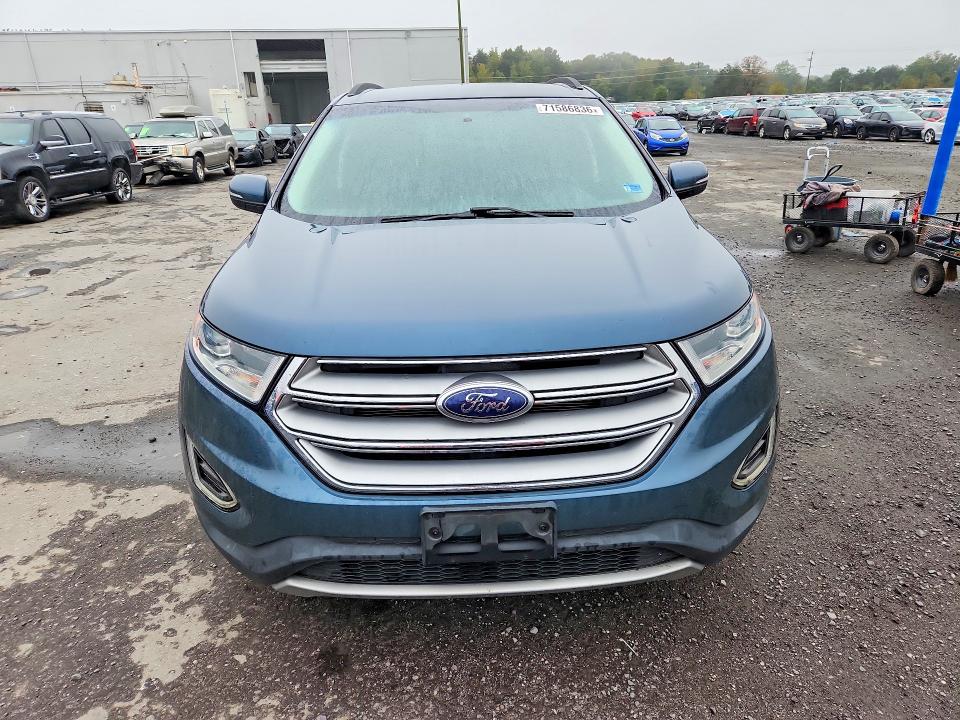 71586836 :رقم المزاد ، 2FMPK4J84GBC33503 vin ، 2016 Ford Edge مزاد بيع