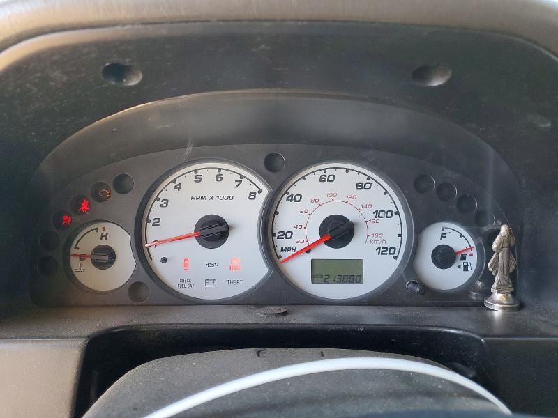 2004 Ford Escape მანქანა იყიდება აუქციონზე, vin: 1FMYU02B94KA28360, აუქციონის ნომერი: 71872216