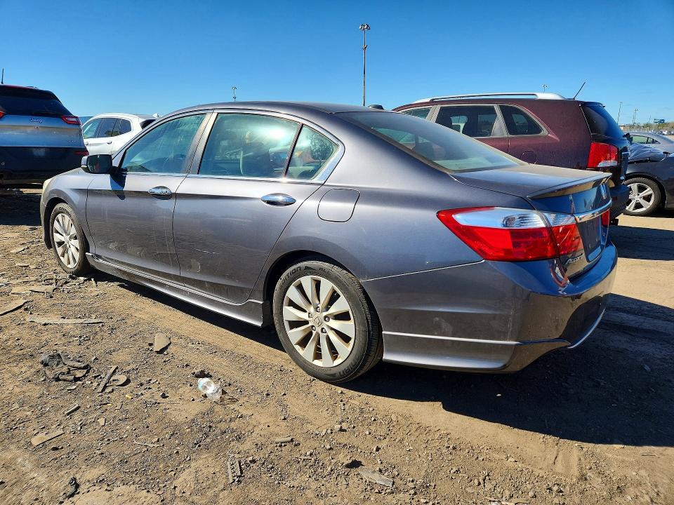 2013 Honda Accord მანქანა იყიდება აუქციონზე, vin: 1HGCR2F87DA053419, აუქციონის ნომერი: 71756196