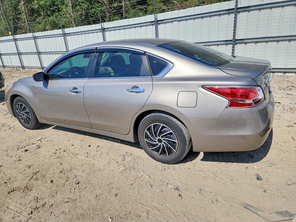 Продажа на аукционе авто 2015 Nissan Altima, vin: 1N4AL3AP8FC450114, номер лота: 71600936
