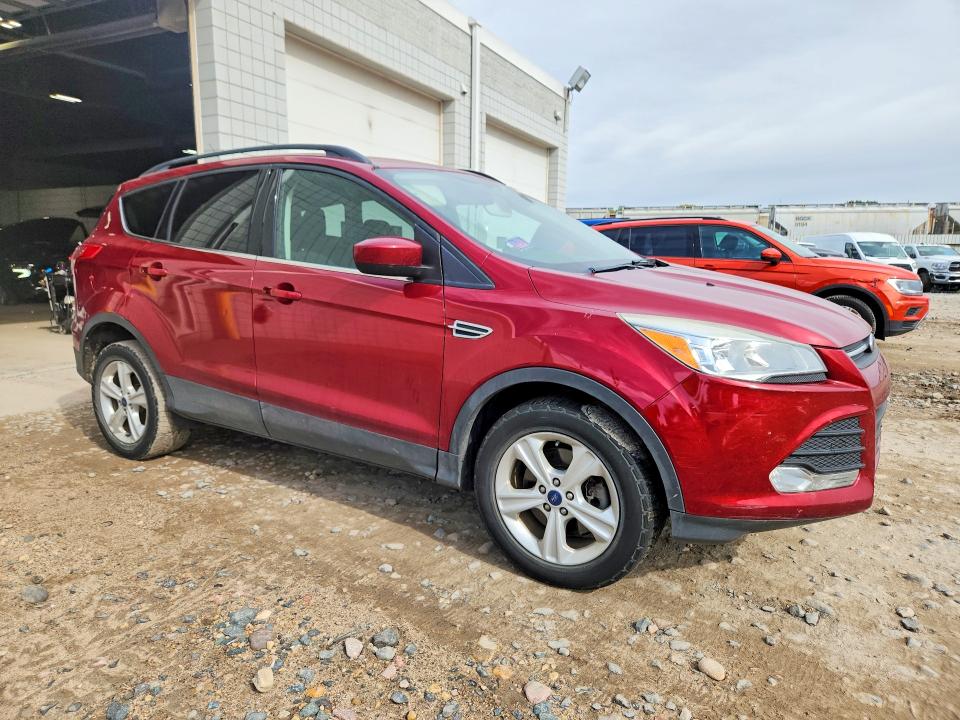 2014 Ford Escape მანქანა იყიდება აუქციონზე, vin: 1FMCU9GX7EUB63460, აუქციონის ნომერი: 71205386