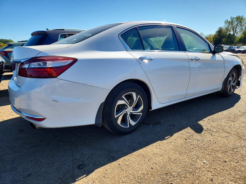 2016 Honda Accord მანქანა იყიდება აუქციონზე, vin: 1HGCR2F35GA138994, აუქციონის ნომერი: 71675656