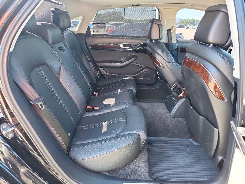 72721786 :رقم المزاد ، WAURVAFDXBN021286 vin ، 2011 Audi A8 مزاد بيع