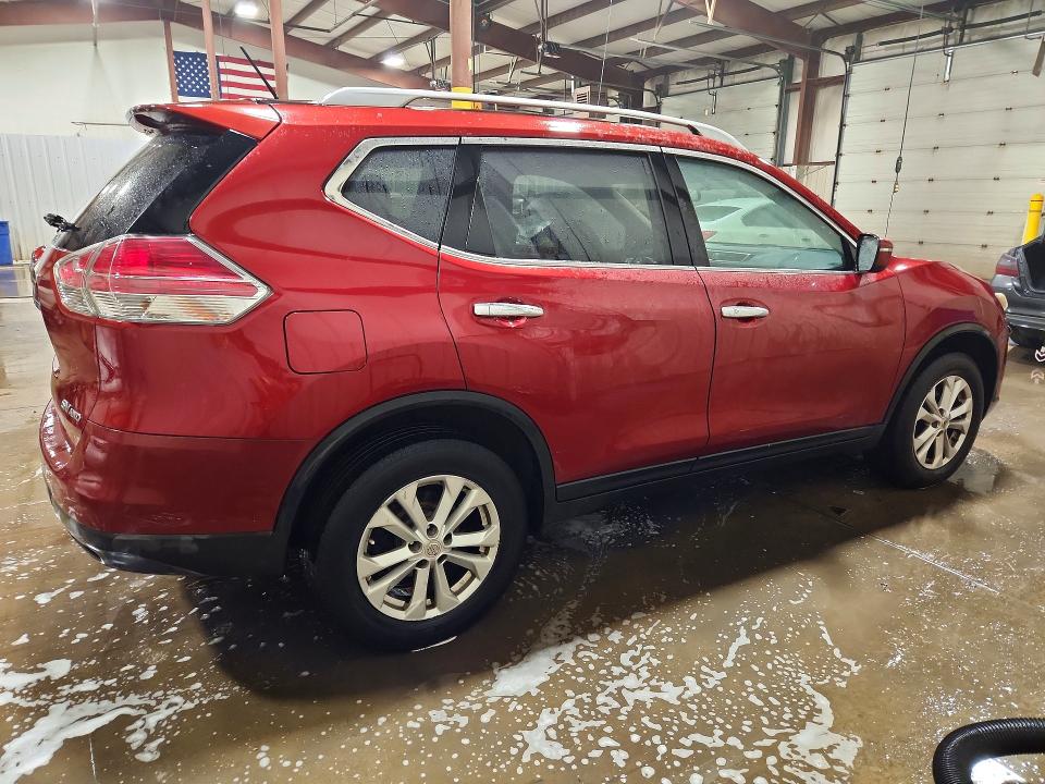 2015 Nissan Rogue მანქანა იყიდება აუქციონზე, vin: 5N1AT2MV1FC840644, აუქციონის ნომერი: 70773016