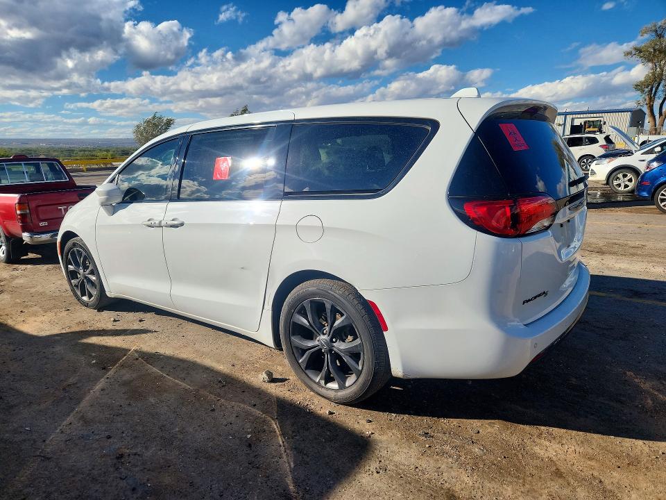 72950016 :رقم المزاد ، 2C4RC1FG5LR238123 vin ، 2020 Chrysler Pacifica مزاد بيع